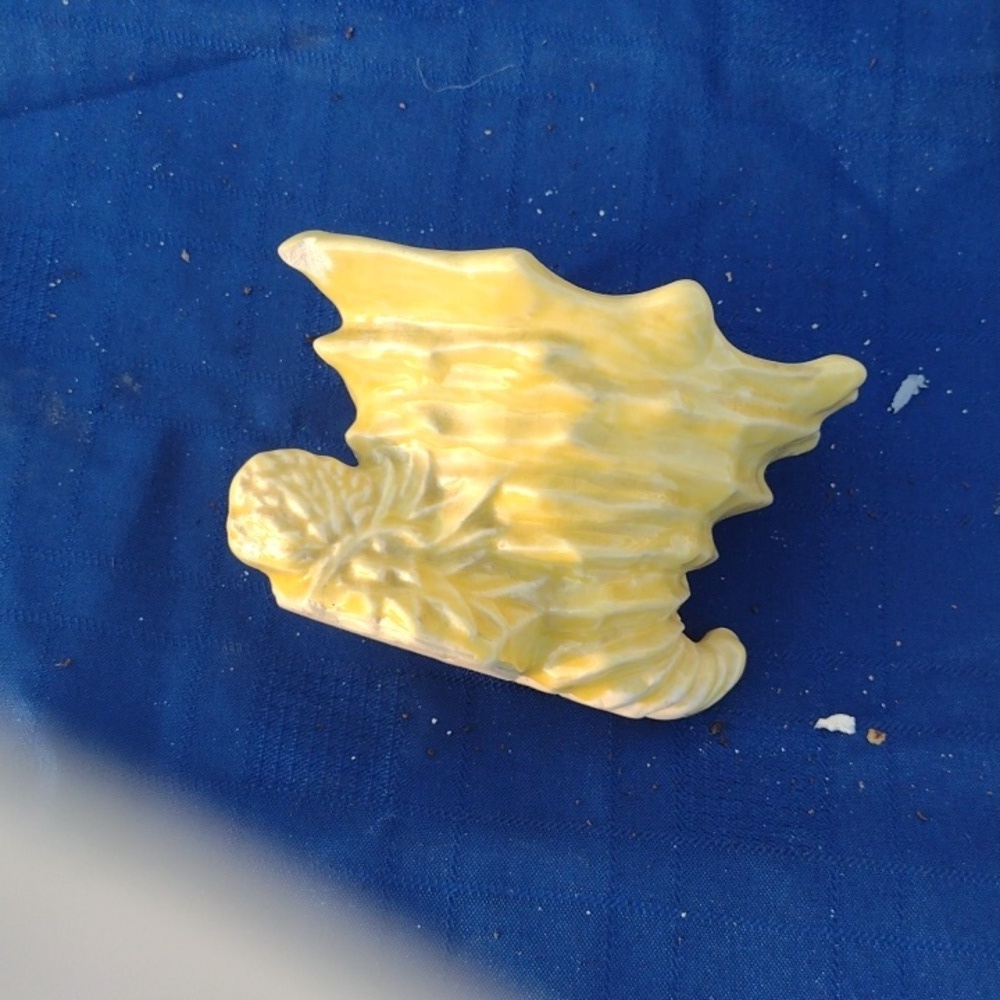 McCoy Yellow Cornucopia